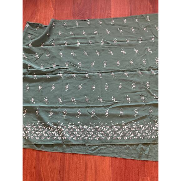 Vintage Green Rose Fabric - Picture 4 of 4